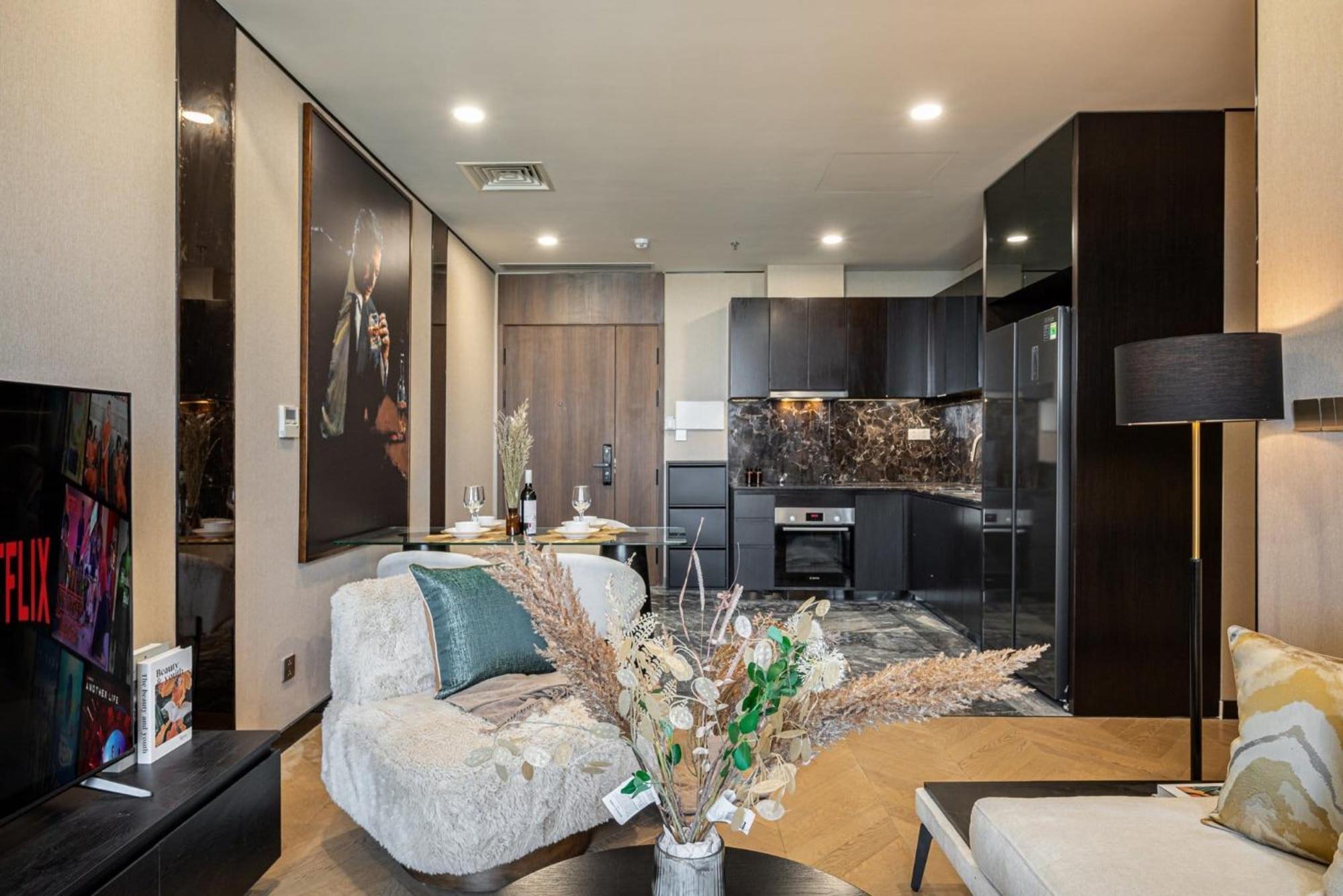 Apartment Premium Lumiere Saigon District 2 *